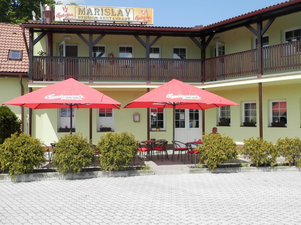Hotel Marislav Cesnovice Exterior photo